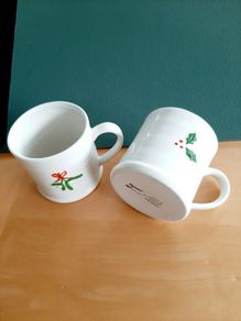 2026 Gisela Graham Christmas cups