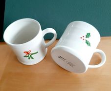 2026 Gisela Graham Christmas cups