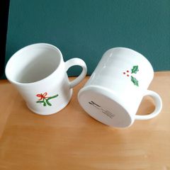 2026 Gisela Graham Christmas cups