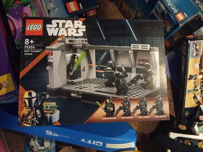 Lego Star Wars 75324 Dark Trooper Attack