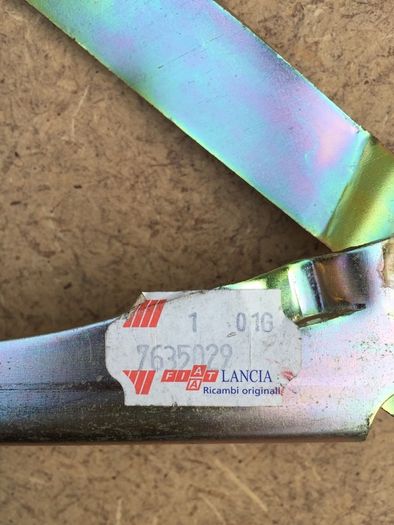 LH Bonnet Hinge (Fiat Cinquecento Seicento)