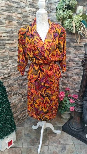 Vintage 80s peplum dress Small Postage included