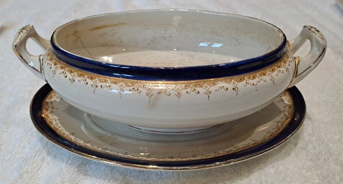 Vintage Soho Pottery serving bowl