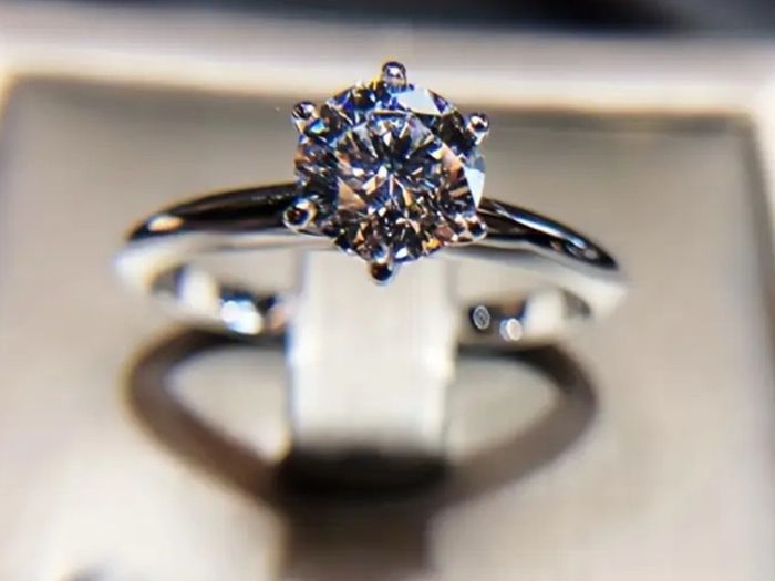 engagement ring