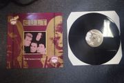 The Cult She sells sanctuary 12" UK original damont