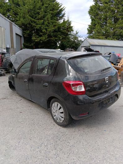 Breaking Dacia sandero 2016 petrol