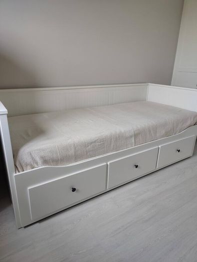 IKEA HEMNES Daybed Extends to Double with 3 Storage Drawers