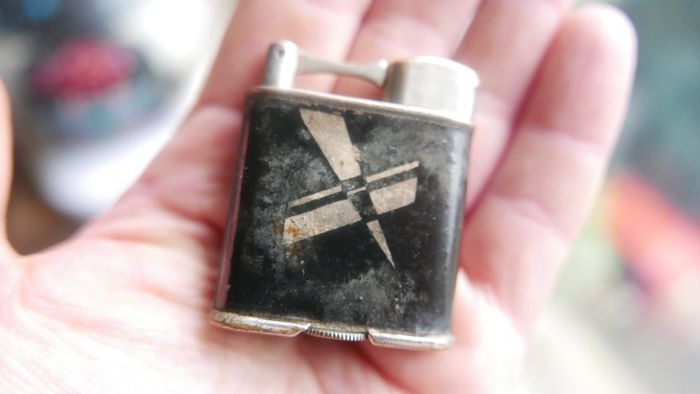 Vintage Lighter