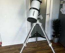 Omegon Advanced 150EQ Reflector Telescope, Like New