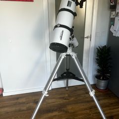 Omegon Advanced 150EQ Reflector Telescope, Like New