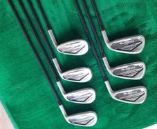 Cobra DS Adapt irons