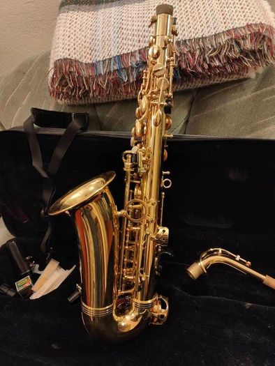 Alto Saxophone - Complete with Case & Accessories