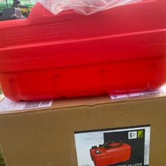 Outboard fuel tank