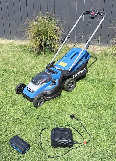 Hyundai 40V Cordless Lawnmower