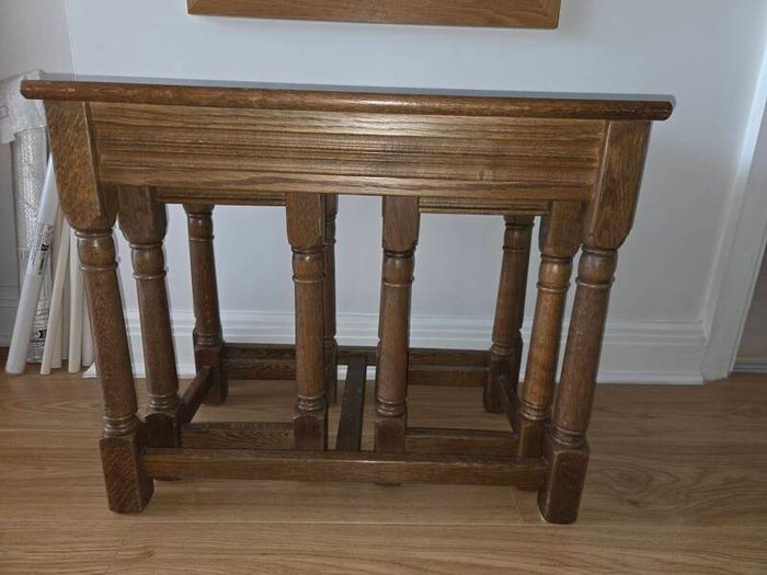 Oak Nest of 3 tables