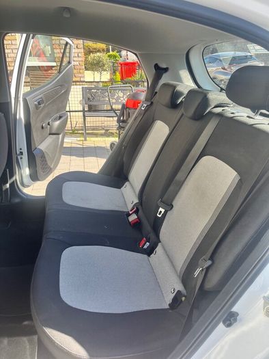Hyundai i10 2023