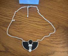 Newbridge silver & black pendant necklace