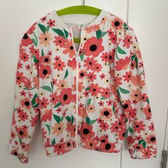 Cute flowery jumper for a girl, 122cm, 6-7 years