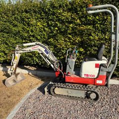 2003 TB108 Takeuchi Mini Digger