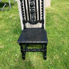 Hallchair