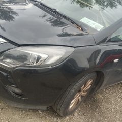 Opel zafira tourier 1.6 diesel 2014 for breaking only