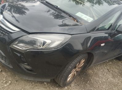 Opel zafira tourier 1.6 diesel 2014 for breaking only