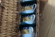 mugs
