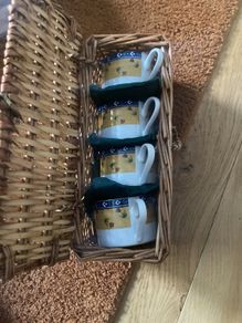 mugs