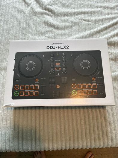 DDJ-FLX2 controller