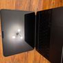 M4 iPad Pro 13 - 256GB - Cellular - Magic Keyboard Image 2