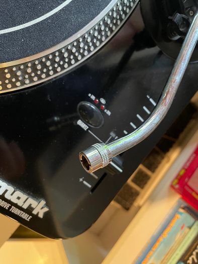 Numark DJ bundle - Decks, mixer and records.