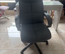 high adjustable office/gaming chair