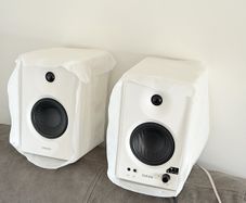 speaker