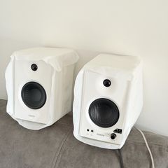 speaker