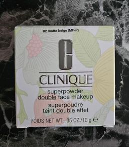 Clinique Double Face Makeup/ Shade 02 Matte Beige