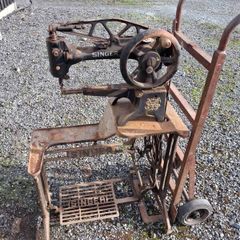 vintage Singer 29K Series industrial leather patcher sewing machine