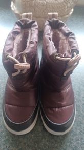 Girls boots next size 10