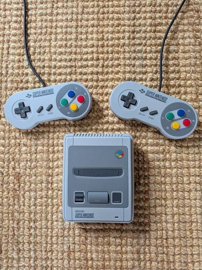 Nintendo Classic Mini SNES