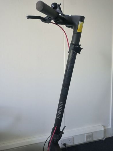 Xiaomi Electric Scooter 4 Pro Original Charger Included