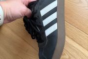boy shoes  / runners/ trainers Adidas  size 3,5