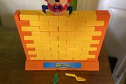 Humpty Dumpty's wall game