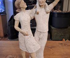 Daisy Chain Our Treasure Family Figurine Enesco 2007