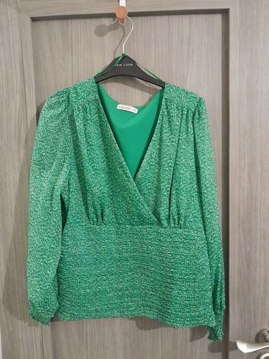 Green long sleeve occasion top size 18 dunnes stores/gallery