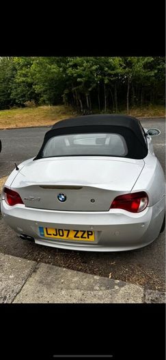 2007 BMW Z4 2.5L 6- speed Manual