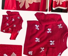 2x Christmas Jumpers for a Girl 9-11