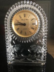 24  % lead crystal Clock