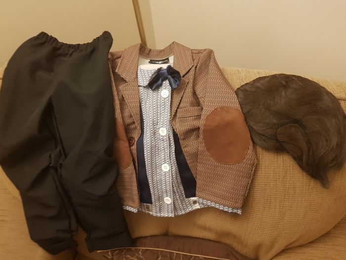 Costume