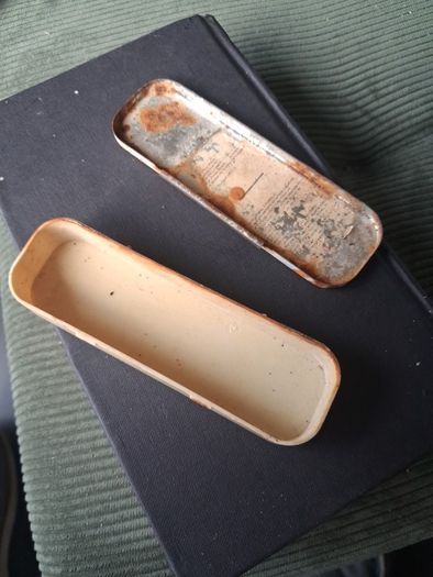 Vintage cycle repair kit box