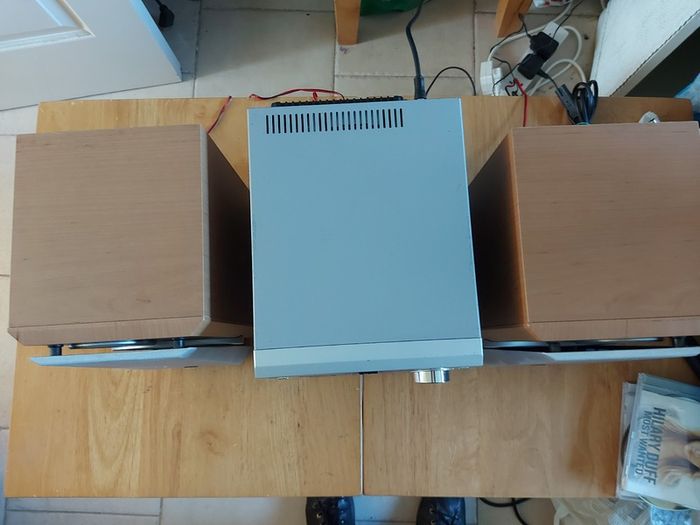 JVC Micro Component System, Model No. CA-UXP55, and 2 JVC Speakers, SP-UXP55, Radio, Tape and CD, in excellent cosmetic condition