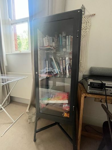 glass display case cabinet